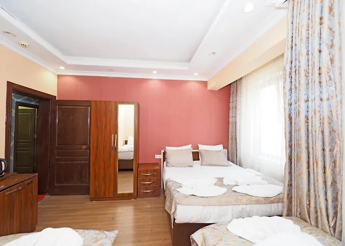 Renova Fatih Hotel *