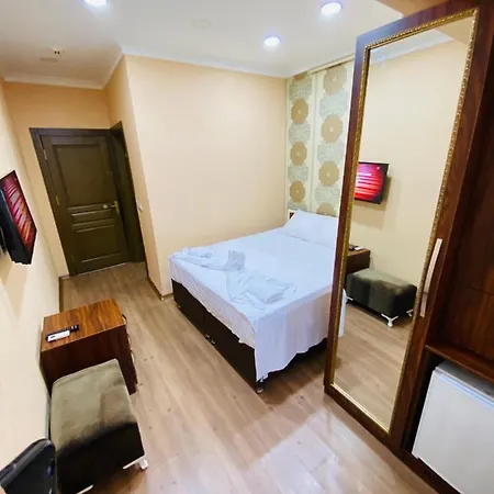 Renova Fatih Hotel *