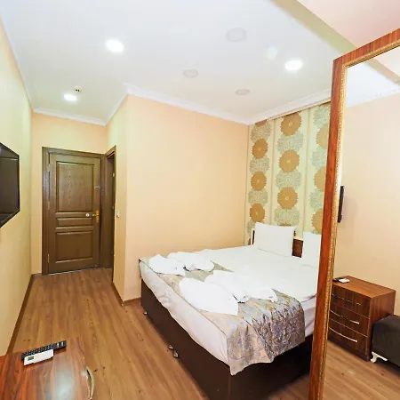 Renova Fatih Hotel *